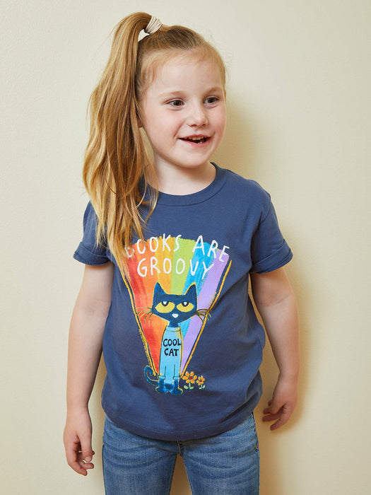 Pete the Cat - Books are Groovy kids' t-shirt